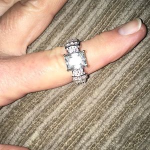 CZ Anniversary Ring ♥️